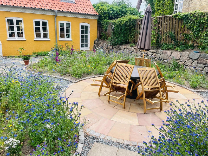 Mahogni_cirkel terrasse rondel i sandsten natursten