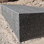 Naturbasalt_trin_i_natursten_granit closeup