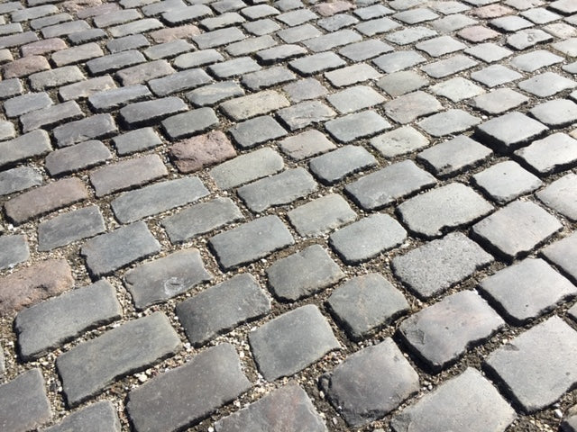 Nordisk_Brosten_Slidt_natursten