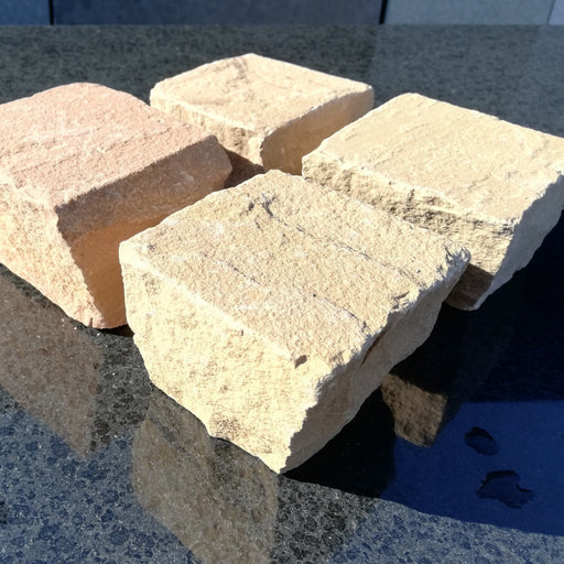 Olive_Sandsten_Chaussesten kløvet natursten produkt