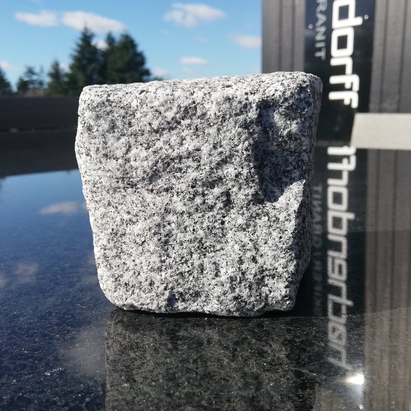 Mørk portugisisk chaussesten