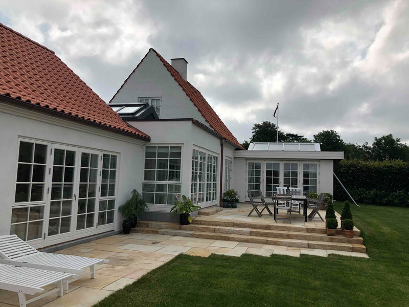 Sahara_Sandsten_Trin terrasse og trappeforløb i natursten